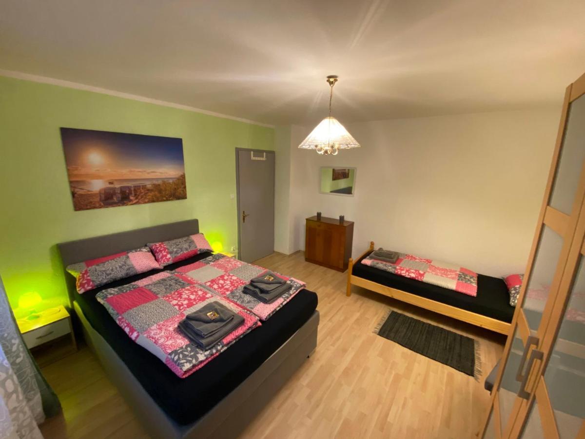Ferienwohnung Цусмарсхаузен Екстериор снимка